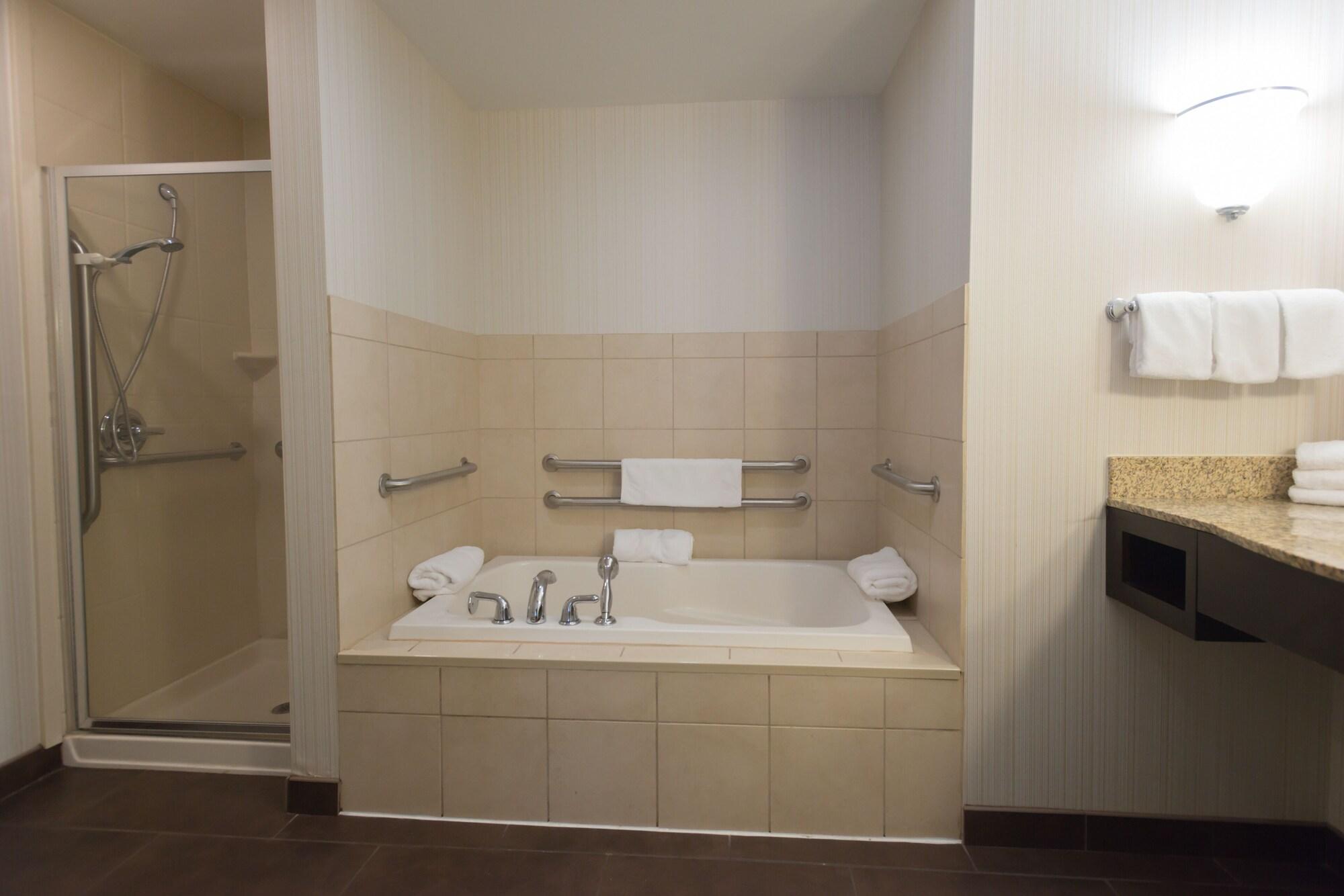 Hilton Garden 3*